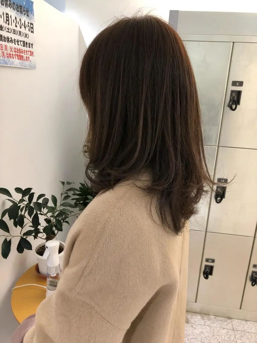 セミロング 似合わせカット 迫留由弥のヘアスタイル