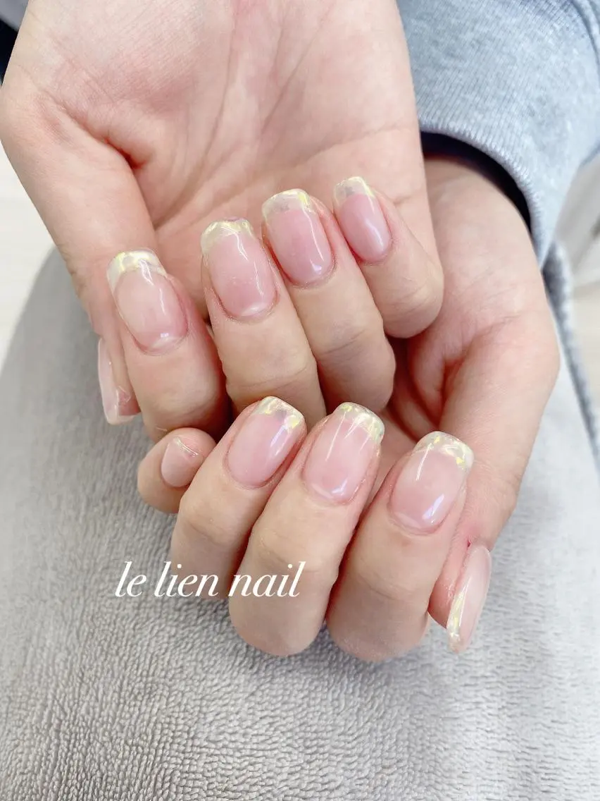 ネイル オーロラネイル フレンチネイル ミラーネイル オフィスネイル le lien nailのネイルデザイン