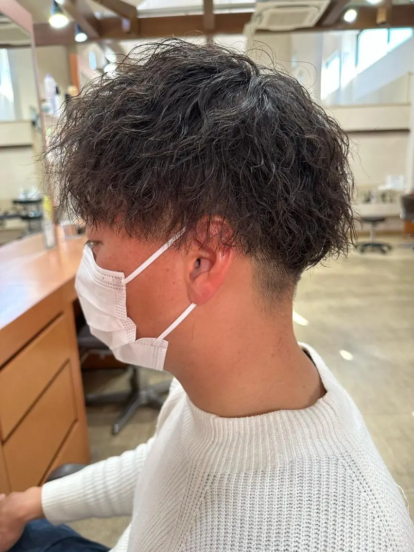 パーマ メンズ 長嶋 康平のヘアスタイル