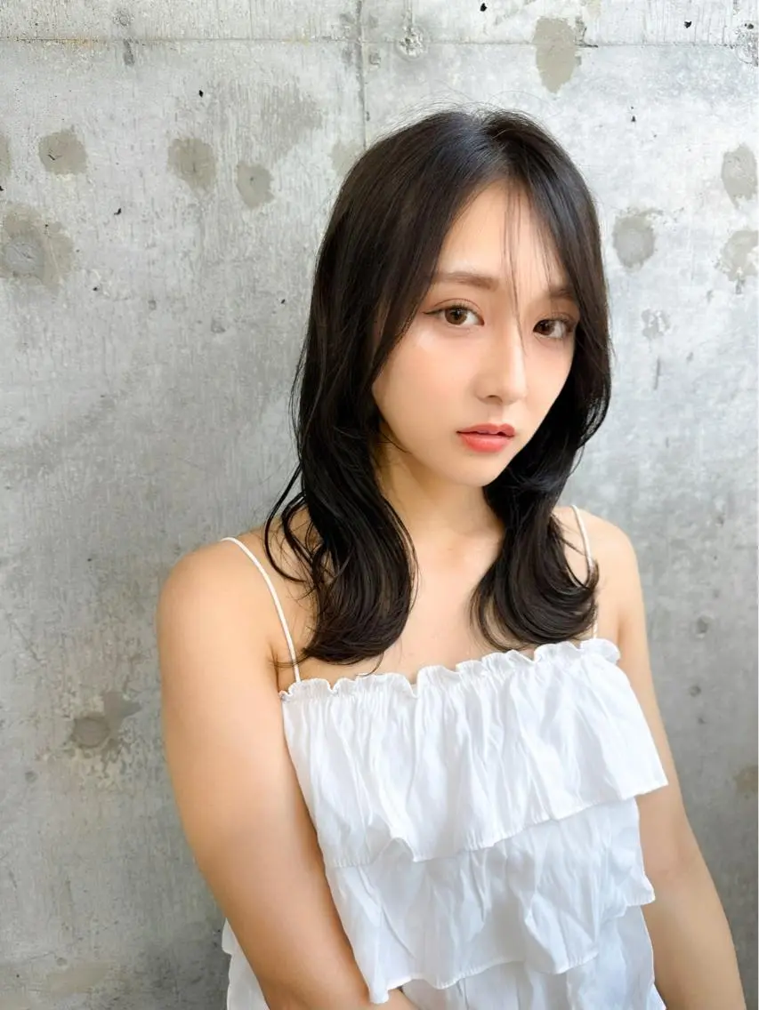 ミディアム カラー カット ヘアカラー トリートメント ヘッドスパ 髪質改善/韓国ヘア レイヤー/新宿/ロミのヘアスタイル