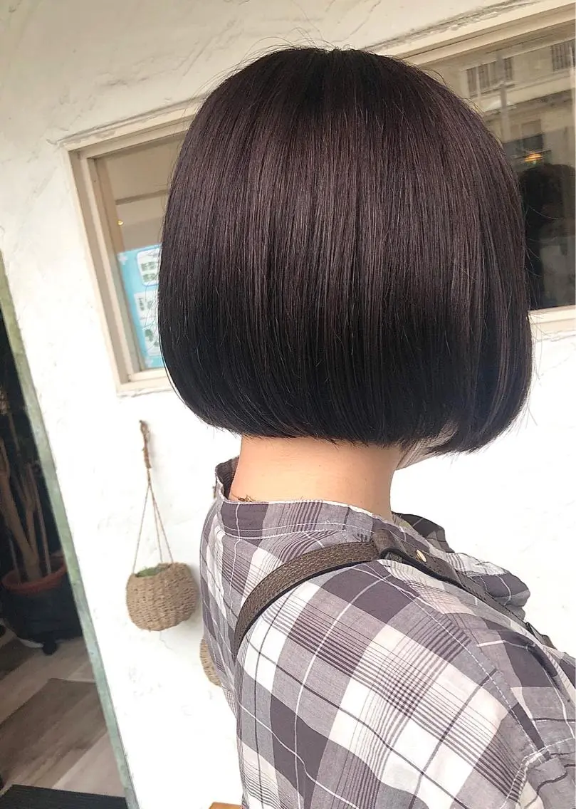 ショート カラー パープルカラー ボブ 後藤 陽花子のヘアスタイル