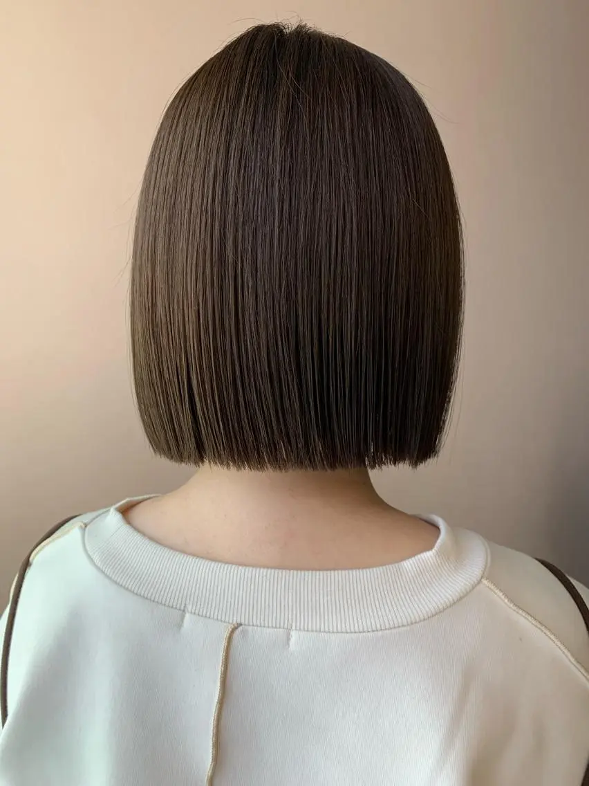 ショート カラー hubhair レイヤー/透明感のヘアスタイル