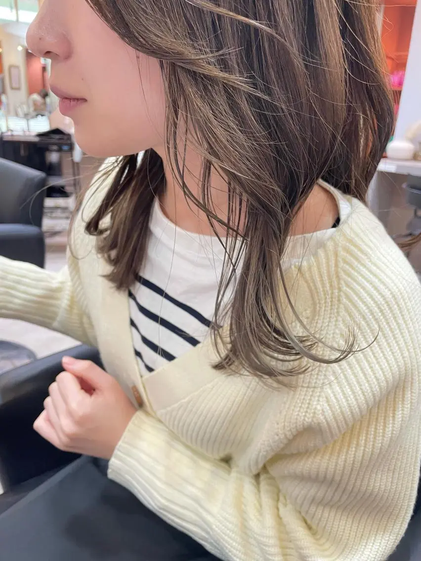 セミロング カラー ベージュカラー ブリーチ ホワイトベージュ 沖縄/ヘアアレンジ /ナカノのヘアスタイル