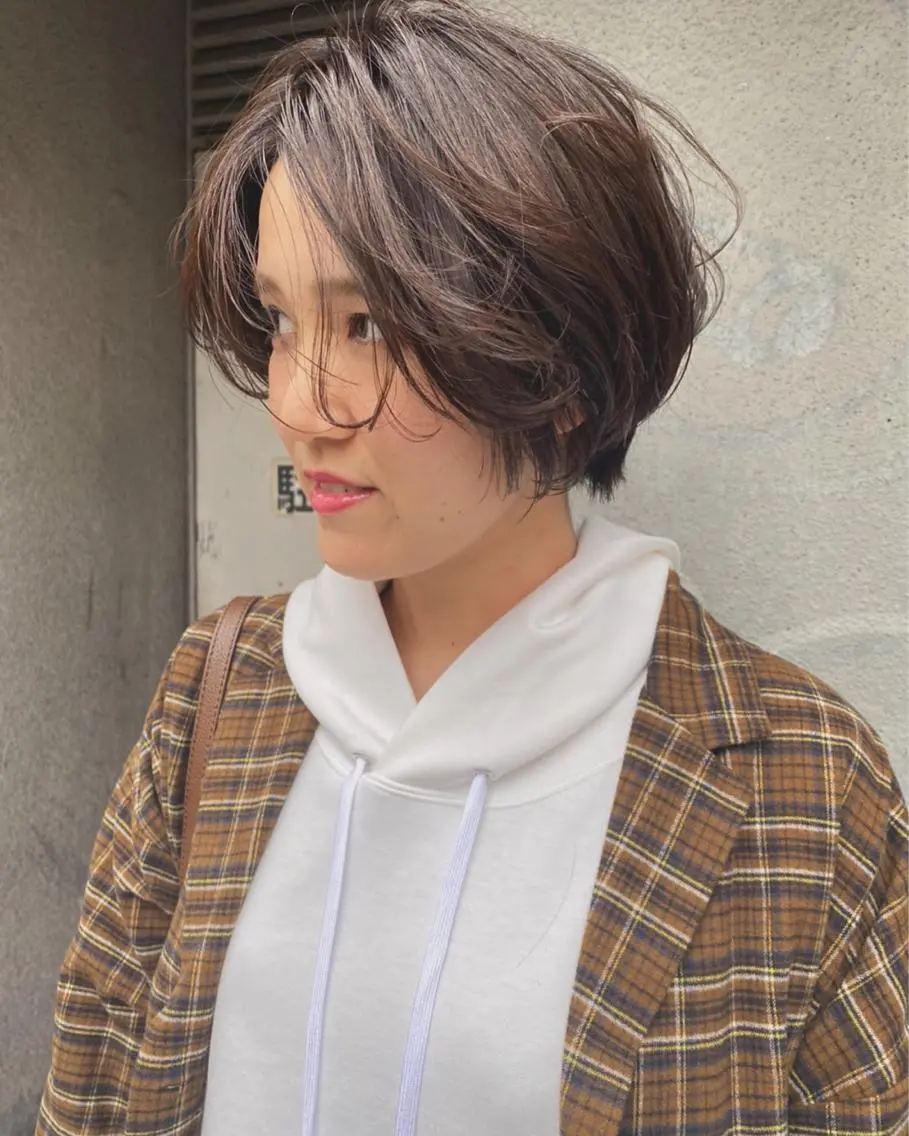 ショート カット ヘアカラー 縮毛矯正 トリートメント ayane⭐️ボブ・ ショート・パーマのヘアスタイル