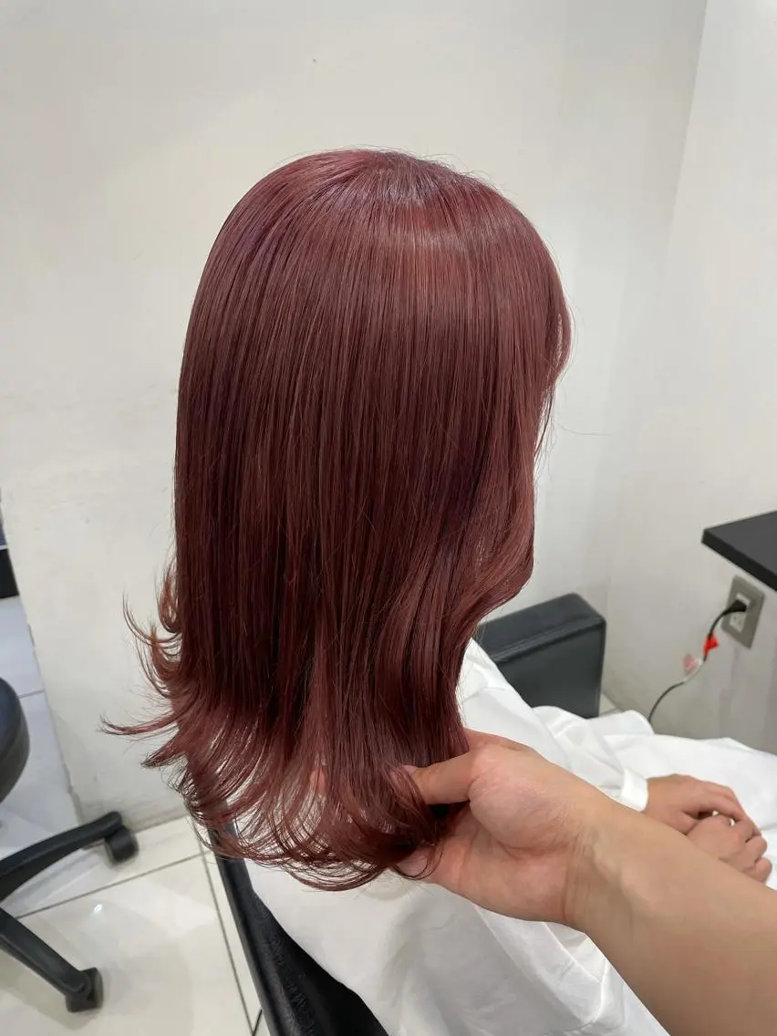 ミディアム カラー ヘアカラー 横山 奈央のヘアスタイル