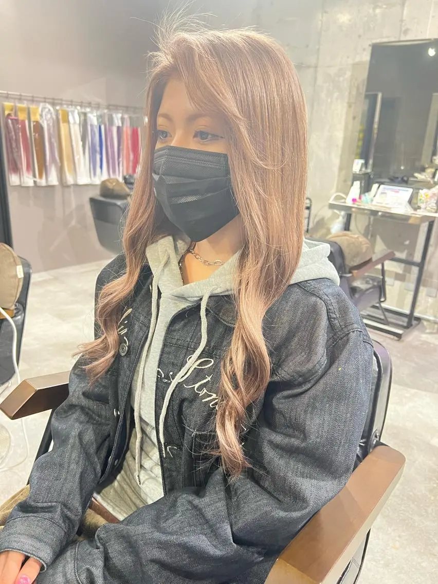 ミディアム エクステ ヘアカラー エクステ Lavy Kyoto エクステのヘアスタイル