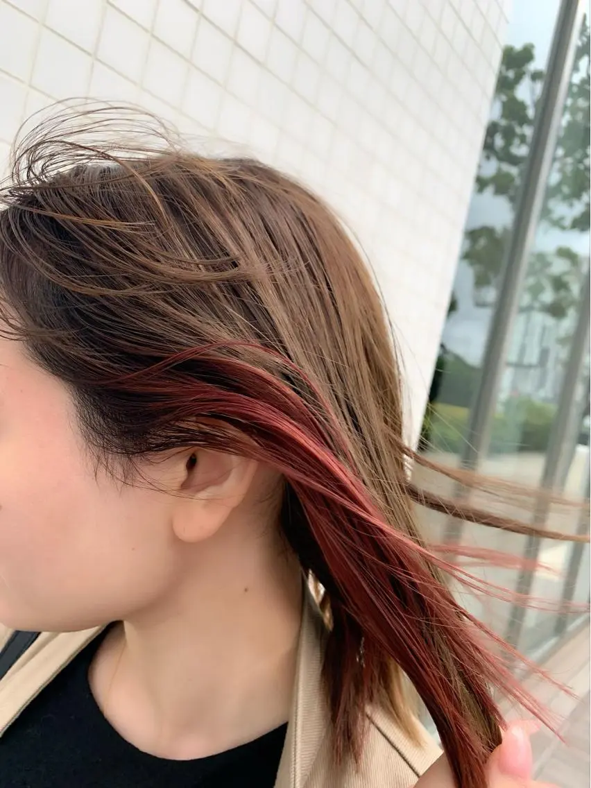 ミディアム カラー インナーカラー ピンクカラー 大人可愛い♡コテ巻き パーマ🌼杉田 萌恵のヘアスタイル
