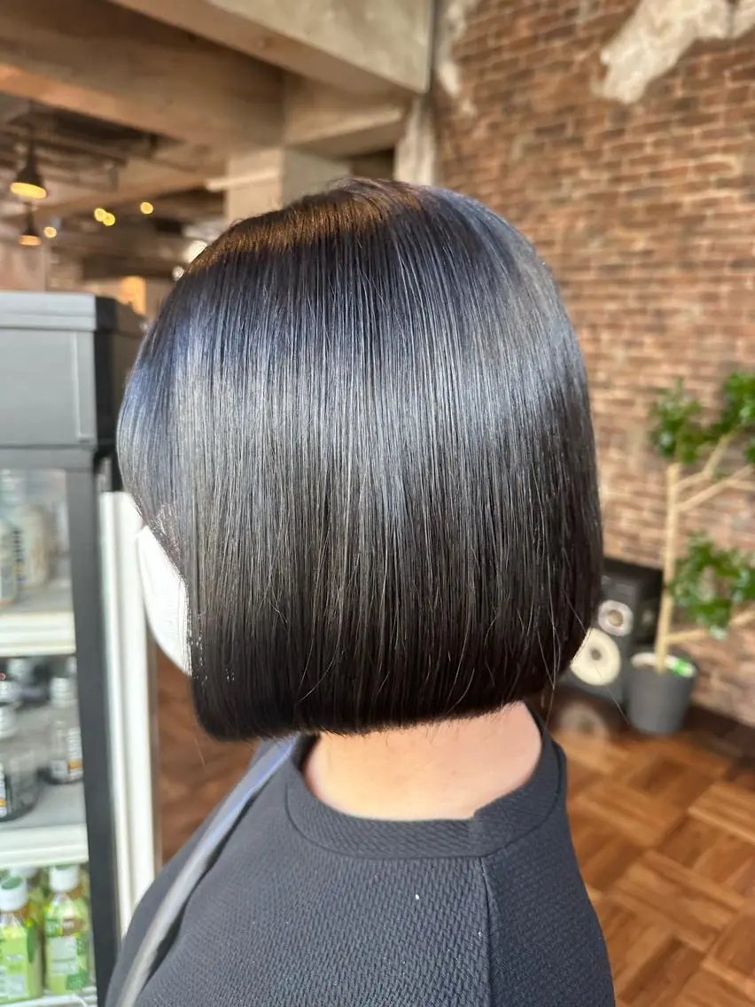ショート MIYU透明感カラー ブリーチなしWカラーのヘアスタイル