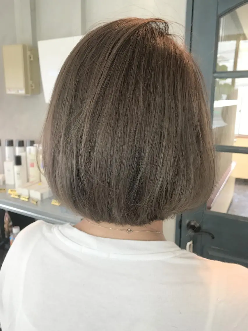 ショート カラー パーマ ヘアアレンジ アッシュ アッシュグレー アッシュグレージュ グレージュ タカサキ ケイタのヘアスタイル