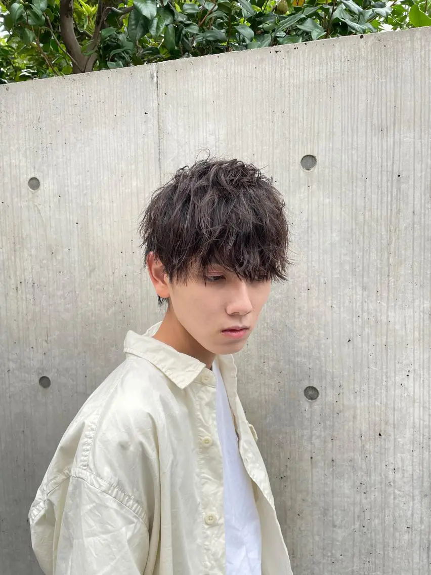 ヘアアレンジ メンズ マッシュ カット トリートメント ヘッドスパ ヘアセット 艶カラー✨縮毛矯正✨ 翁長孝輔のヘアスタイル