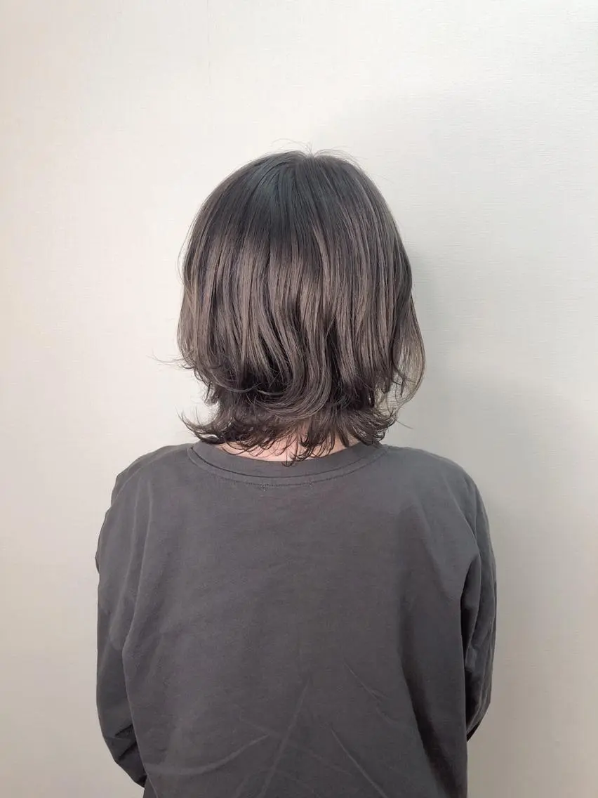カラー ミディアム シルバー ボブ IN∞hair/ インヘアー/下伊福店のヘアスタイル