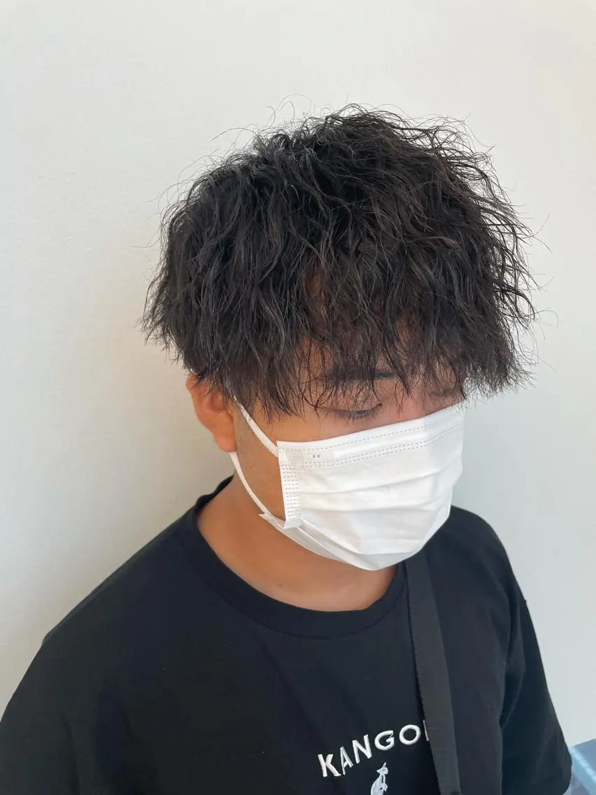 ショート カラー パーマ メンズ 🔥メンズカラー🔥 セヤシュウヘイのヘアスタイル