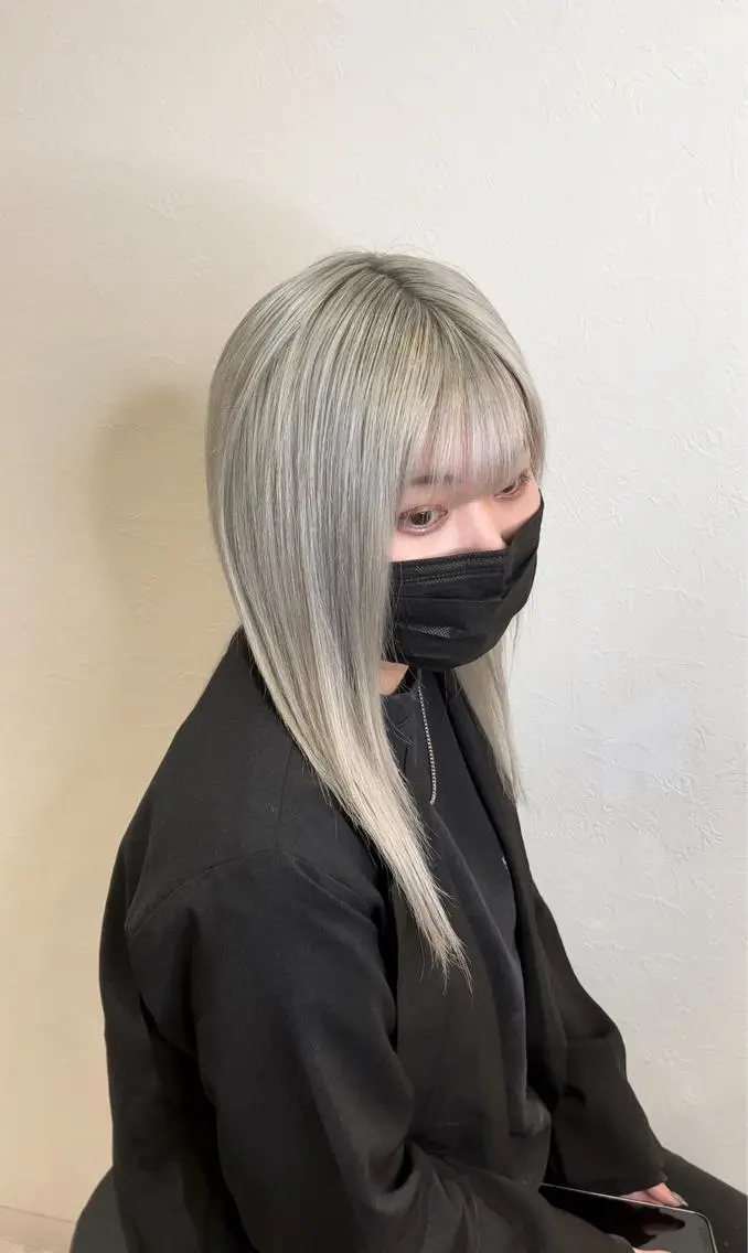 セミロング ヘアカラー マテリアル 中央駅店のヘアスタイル