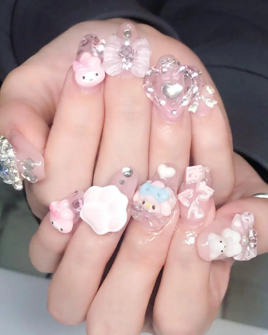 ネイル ジェルネイル キラキラネイル リボン Nyanco Nailのネイルデザイン