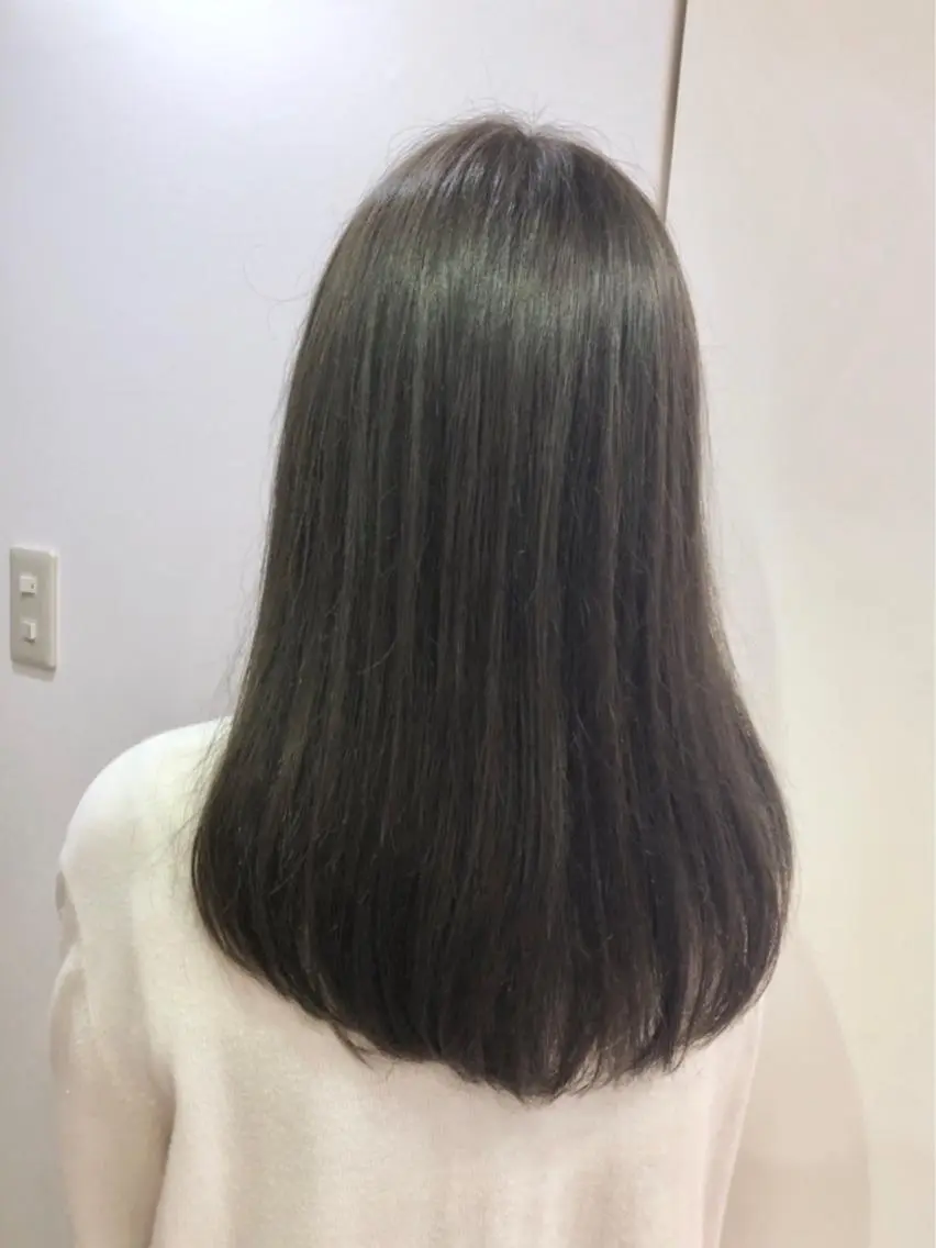 セミロング カラー 🤍ムラ修正ブリーチ 🤍原宿/YUUのヘアスタイル