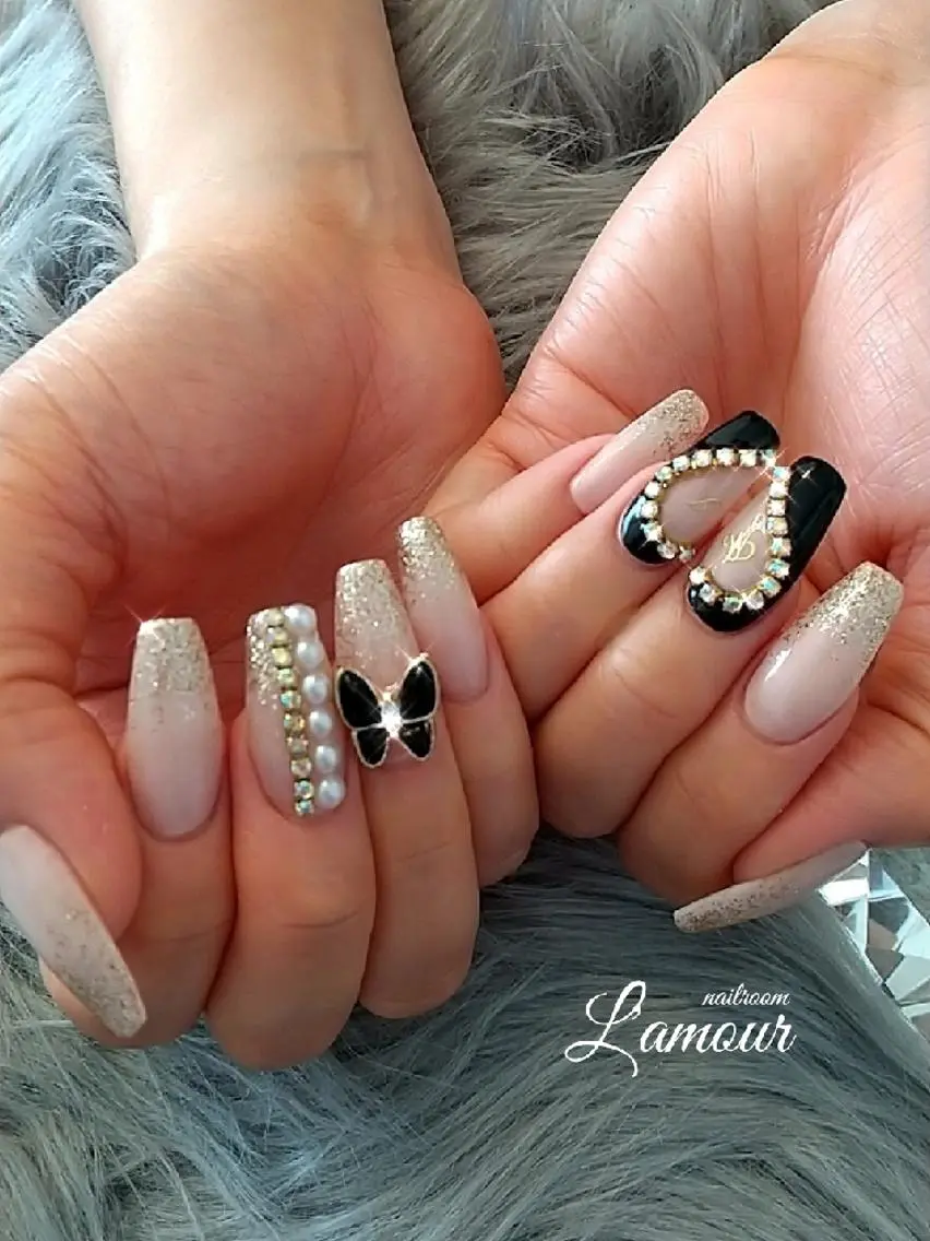 ネイル ワンホンネイル L'amour 吹田市のネイルデザイン
