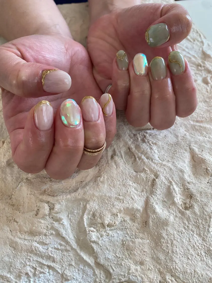 ネイル オーロラネイル フレンチネイル マグネットネイル ミラーネイル ニュアンスネイル and M. nailのネイルデザイン