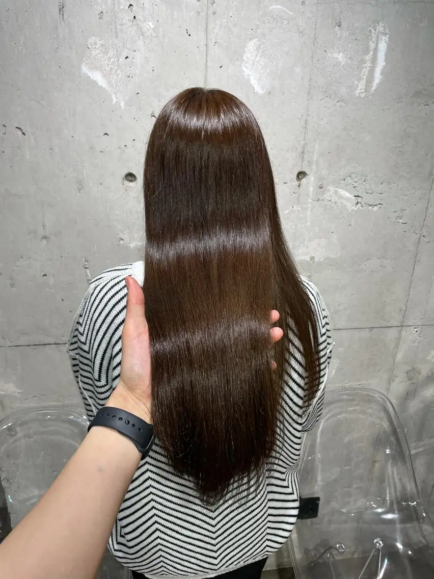 ロング カラー ベージュカラー オリーブベージュ ヘアカラー ヘッドスパ ヘアセット ベージュカラー💖 やすひろのヘアスタイル