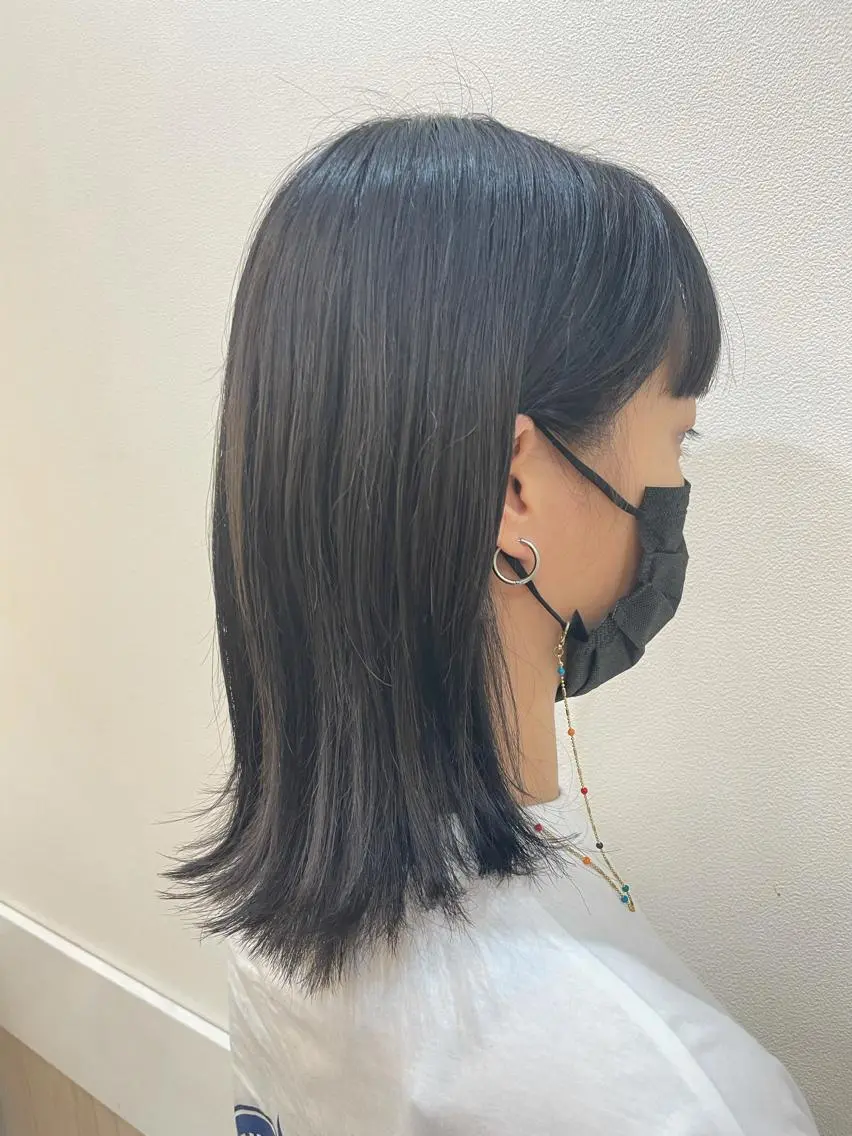 ミディアム カラー 内田温子大人女性 ハイライト、ボブのヘアスタイル
