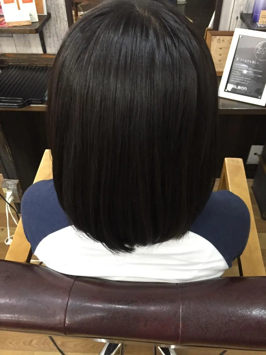 カラー 中山 ルミ子のヘアスタイル