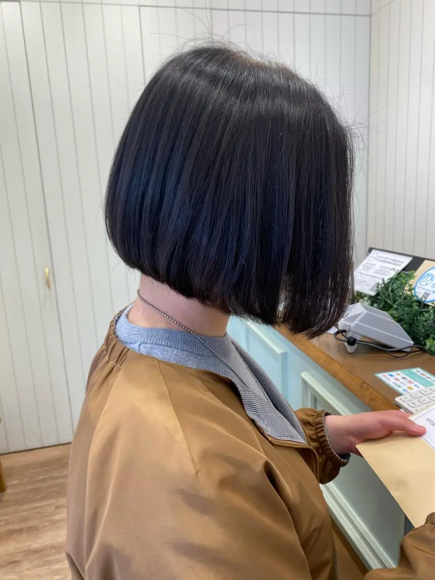 ショート 前下がりボブ ボブ 金山 友香🕊のヘアスタイル