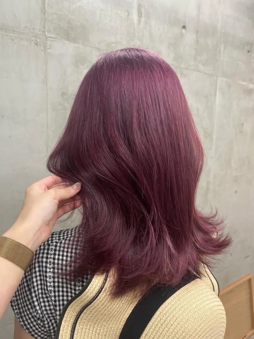 ミディアム ヘアカラー 🤎𝐌𝐚𝐨⌇ お悩み解決美容師🤎のヘアスタイル