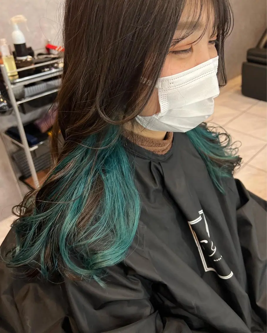カラー SALOWIN栄 高須大貴のヘアスタイル