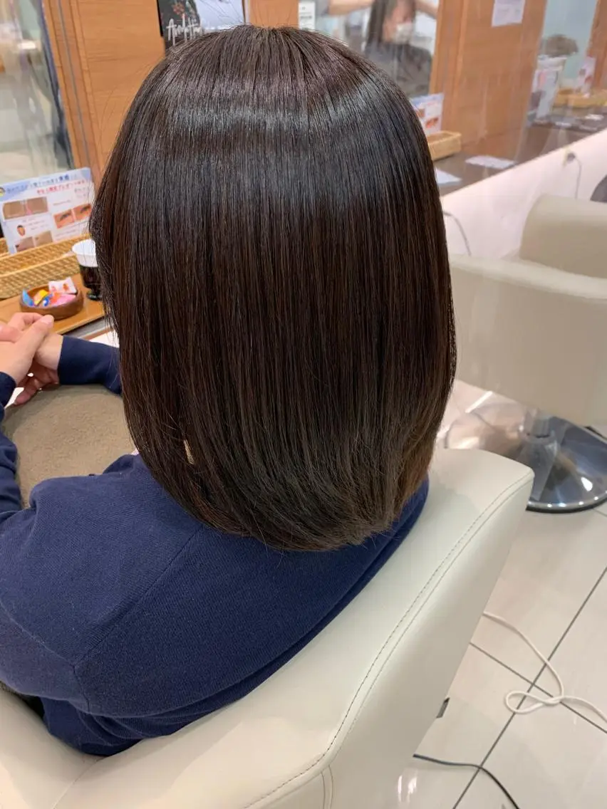 ミディアム カラー パーマ カット トリートメント 頭浸浴×似合わせ HolyGrailのヘアスタイル