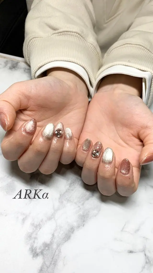 ミディアム ネイル ハンドネイル Nailsalon ARKαのネイルデザイン