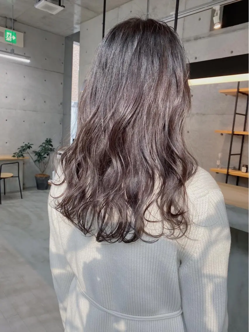 セミロング カラー ヘアアレンジ ブリーチ ハイライトカラー ハイライト son hair HIROEのヘアスタイル