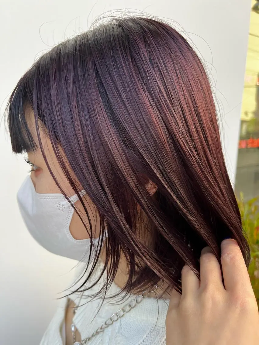 ミディアム カラー ブリーチ レッドカラー ヘアカラー 米山 莉緒のヘアスタイル