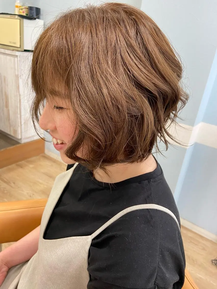 ミディアム Lepps れいなのヘアスタイル