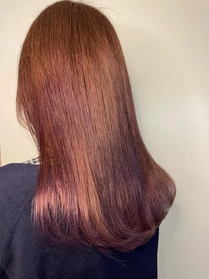 ロング カラー ピンクカラー ピンクパープル パープルカラー 大塚 友茉のヘアスタイル