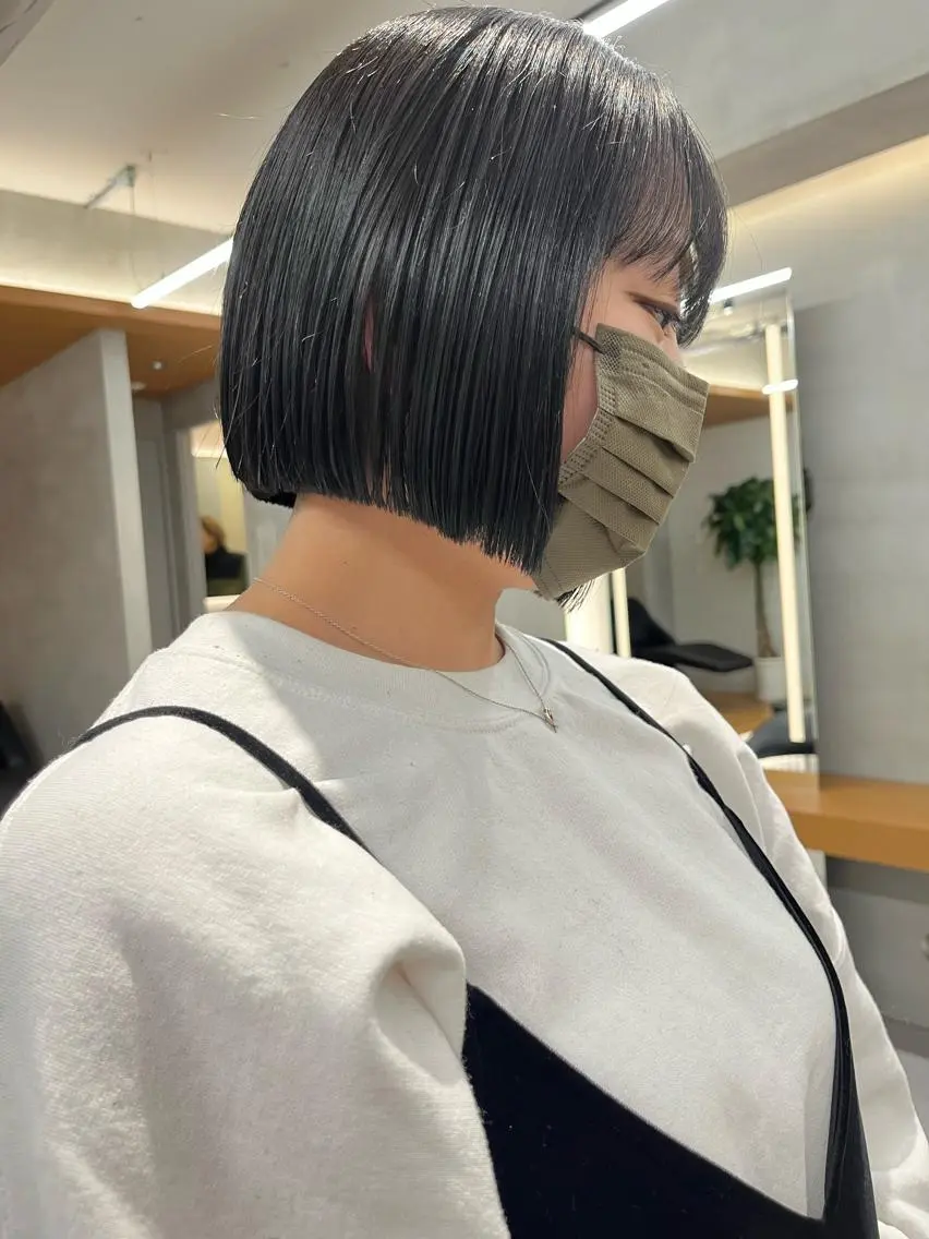 ミディアム 縮毛矯正ボブ&顔まわ レイヤー♡TOMOEのヘアスタイル