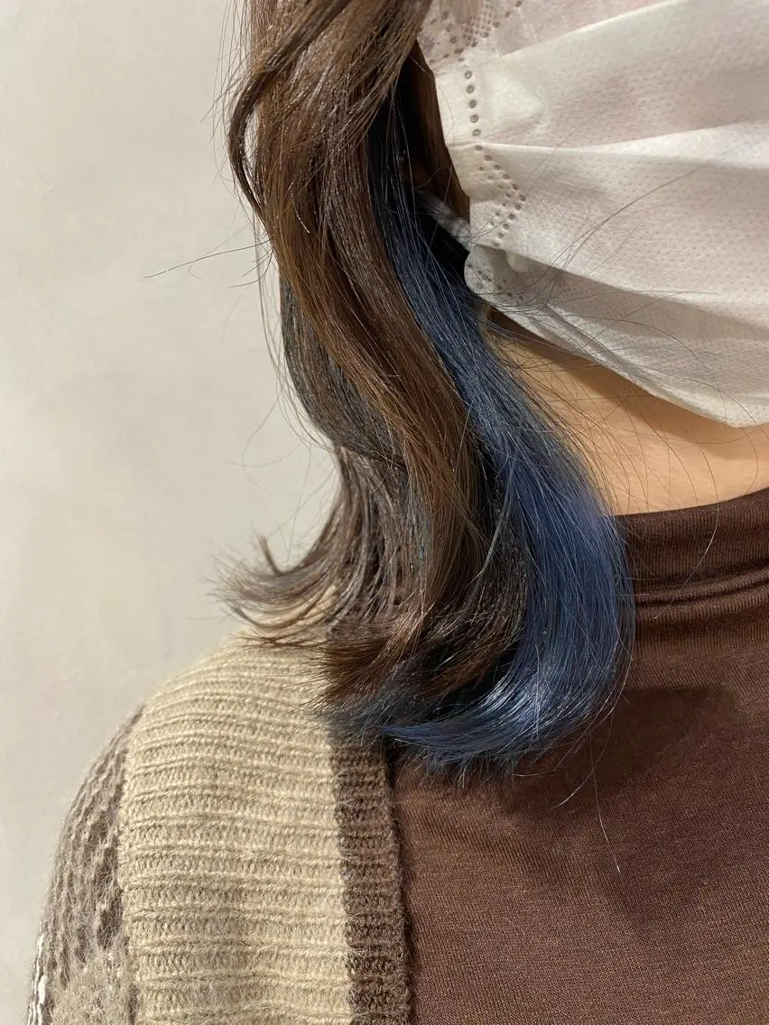 ショート カラー ブルーカラー インナーカラー シルバー カット ヘアカラー ピンク/ベージュ /似合わせ/田島百華のヘアスタイル