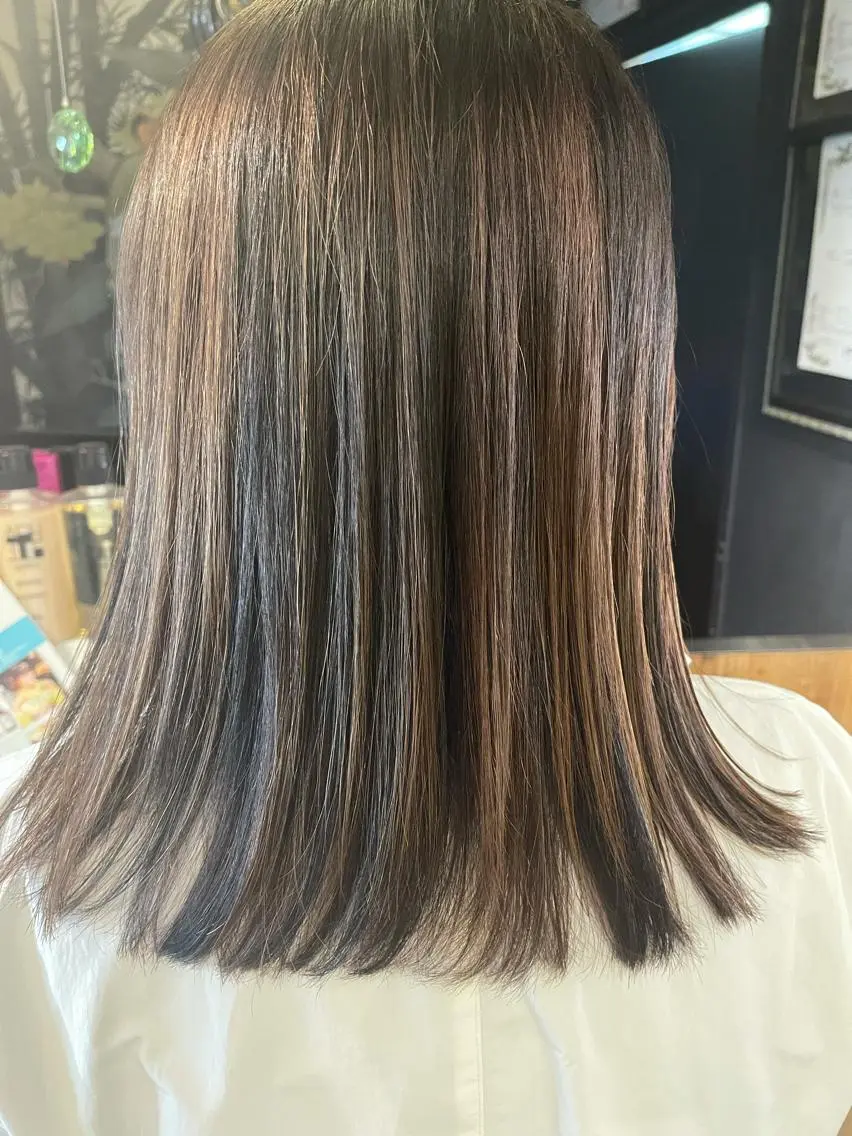 ミディアム ハイライト ヘアカラー 五十嵐 舞のヘアスタイル