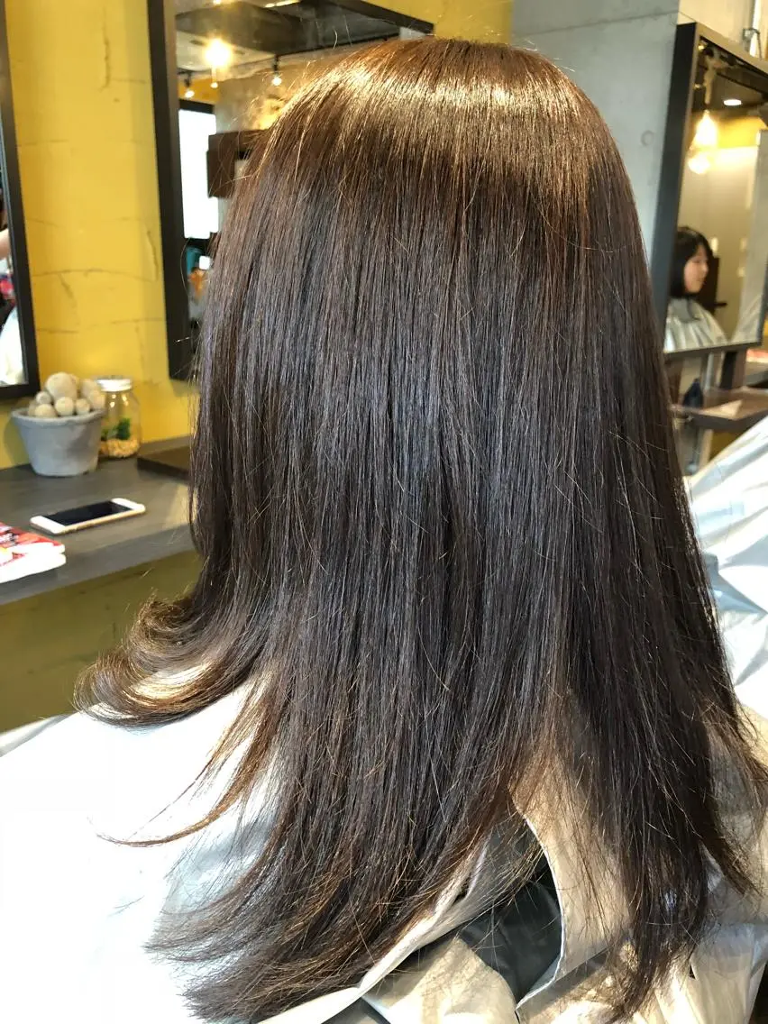 ロング アッシュ ISHIMORI  のヘアスタイル