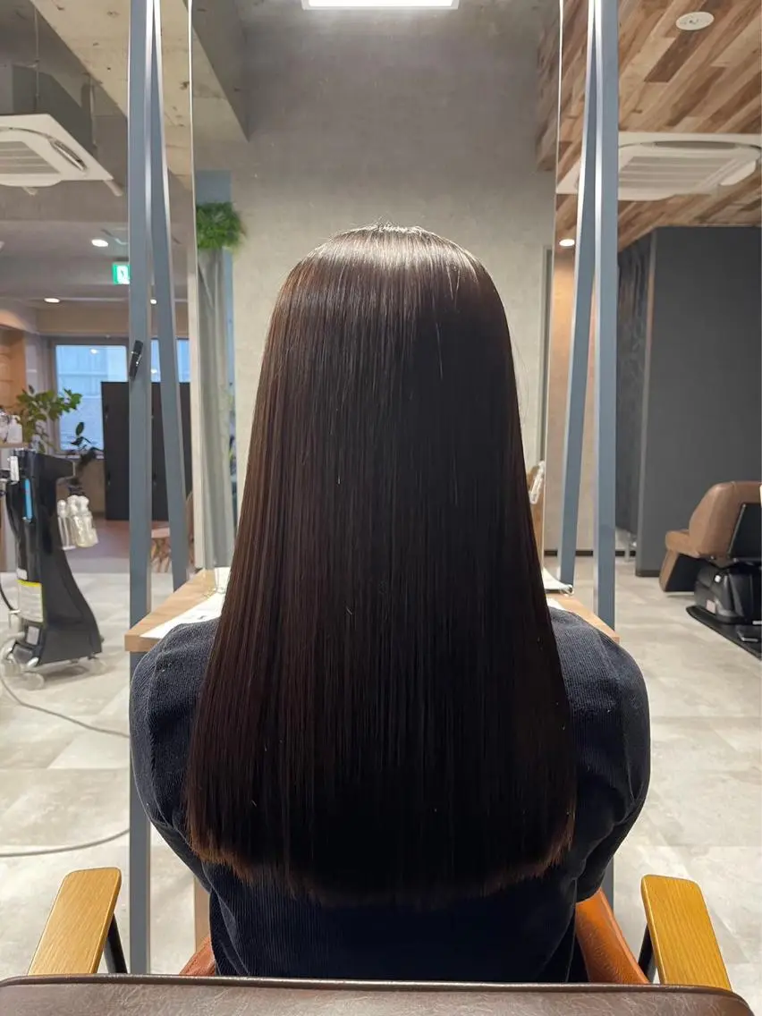 きょうか🩶 /艶髪/髪質改善のヘアスタイル