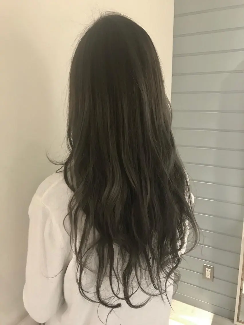ロング カラー パーマ 艶髪カラー&ウルフ フルカワ ヒロズミのヘアスタイル