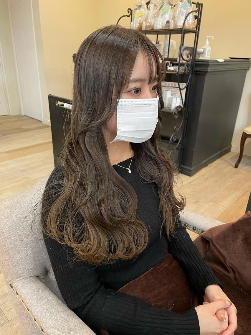 ロング 亀川蓮 Agu hairのヘアスタイル