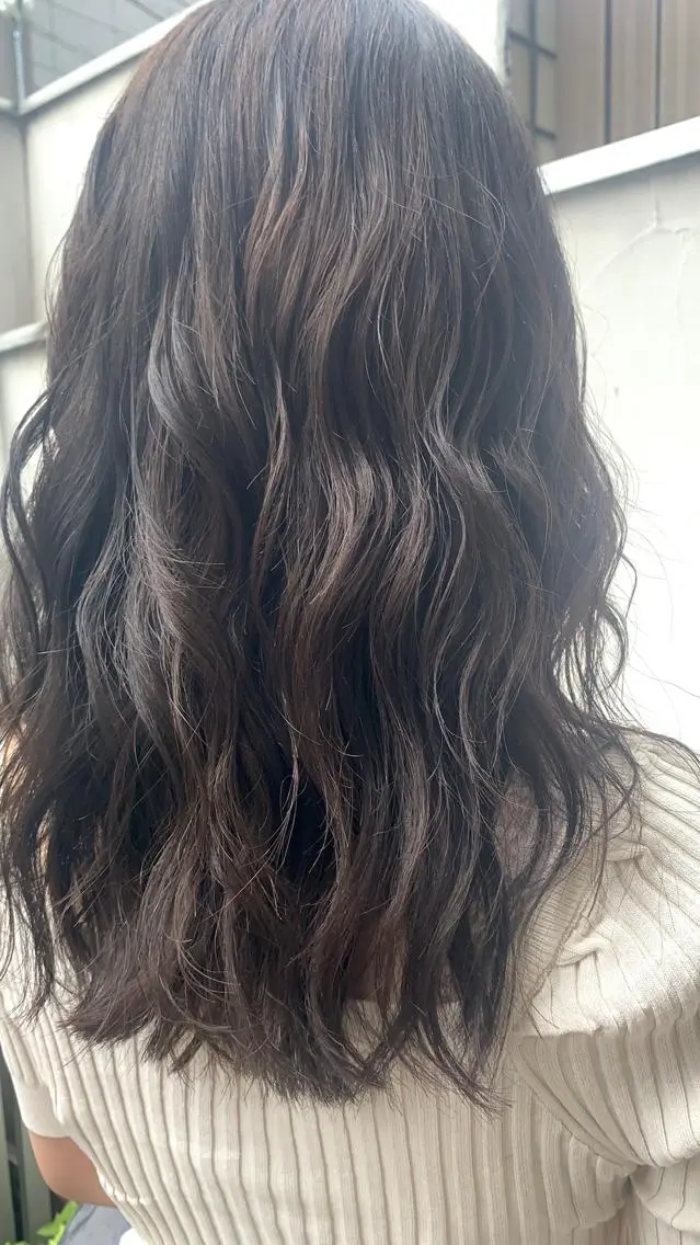 ロング カラー ヘアアレンジ ミドウチ アヤカのヘアスタイル