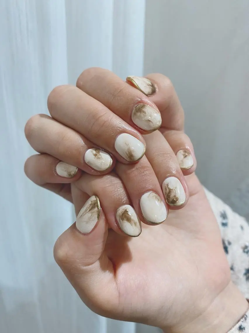 ネイル nailsalon ULLのネイルデザイン