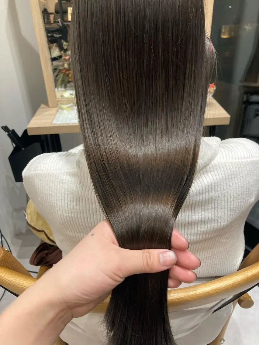 ロング カット ヘアカラー トリートメント ✨色持ちの良い艶 カラー✨蟹江真世のヘアスタイル