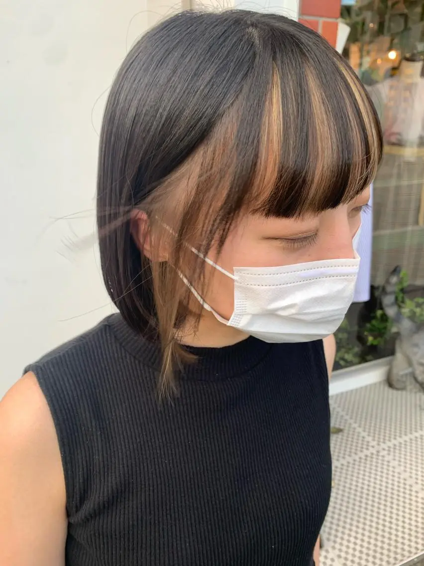 ミディアム カラー ベージュカラー ブリーチ インナーカラー ホワイトベージュ 中目黒🌼 🌼ハナのヘアスタイル