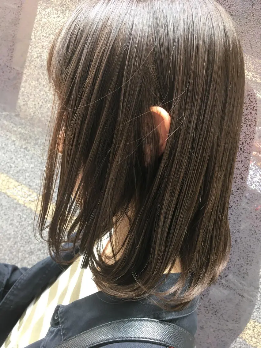 ミディアム カラー ベージュカラー カット ヘアカラー トリートメント 菅村 勇亮のヘアスタイル