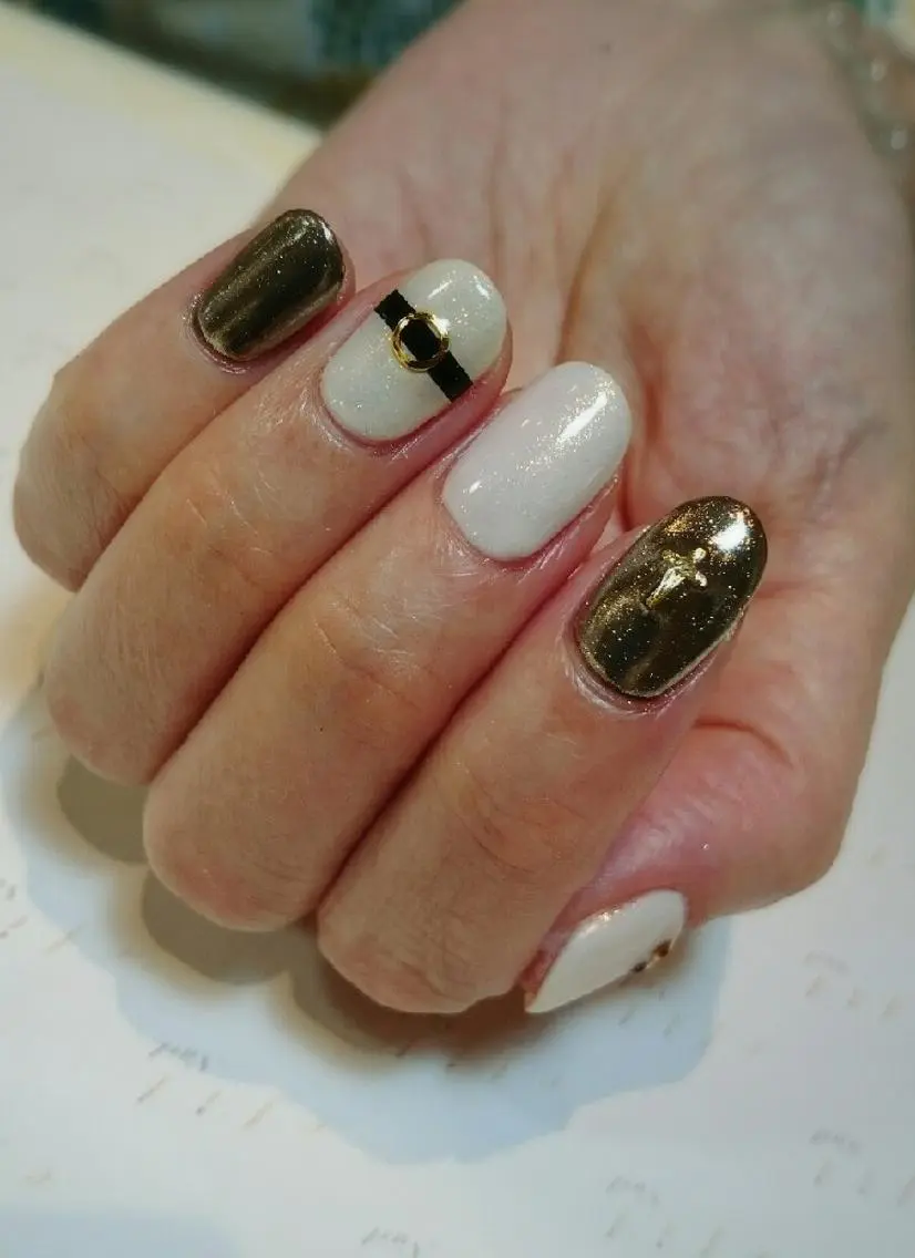 ネイル ミラーネイル みー shakushiroのネイルデザイン
