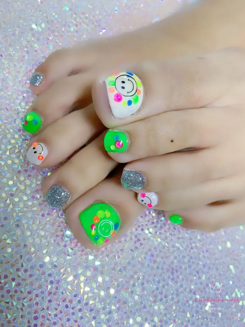 ショート ネイル フットネイル Style Nailのネイルデザイン