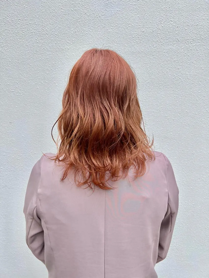 ミディアム カラー ヘアアレンジ ブラウンカラー オレンジ オレンジブラウン 「sumi」 AMIのヘアスタイル