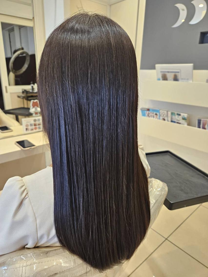 ロング ヘアカラー トリートメント いのうえ ももかのヘアスタイル