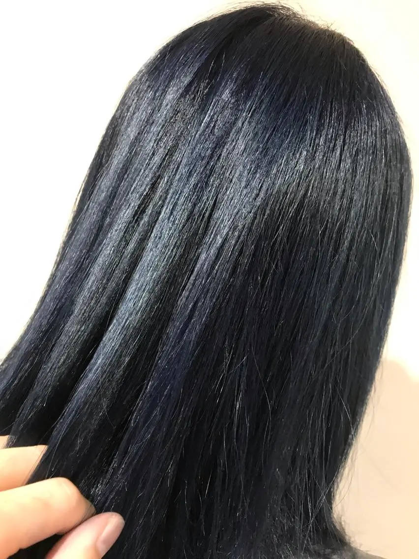 セミロング カラー ブルーカラー ネイビーカラー シルバー 限定クーポン 💕大量更新ブリーチのヘアスタイル